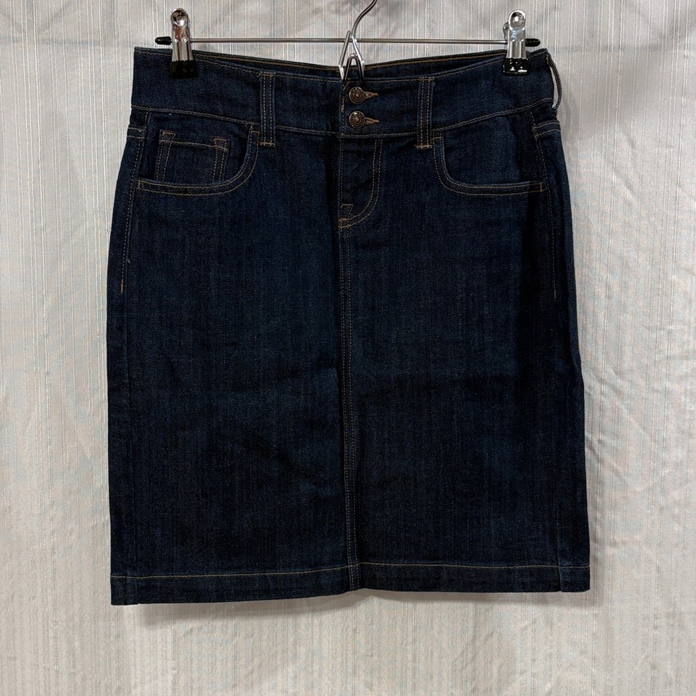 Old Navy Denim Pencil Skirt